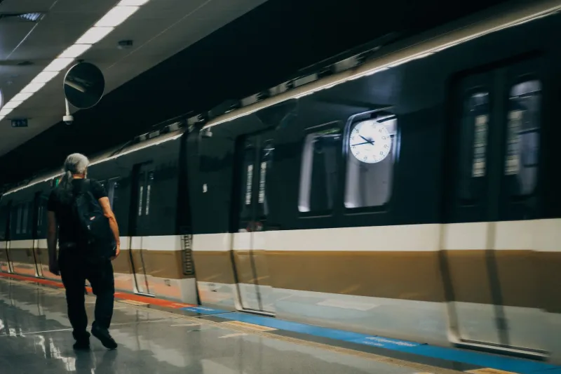 Speed Demons to Snails: When Your Network's Rush Hour Leaves You in the Digital Slow Lane