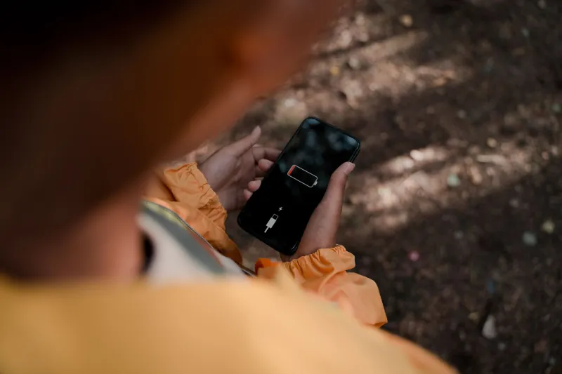 Overnight Vampire: The Hidden Forces Draining Your Phone Battery While You Sleep