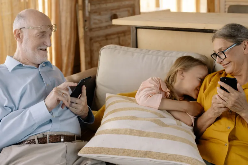 Together But Poorer: The Family Mobile Bundle Myth That's Costing UK Households Dear
