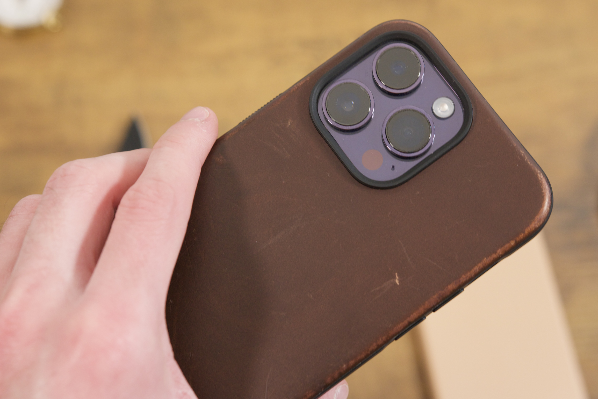 Nomad Modern Leather iPhone 14 case review: my new favorite