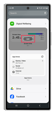 One UI screenshots showing how to display a screen time widget.