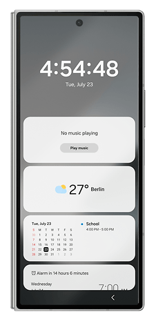 One UI screenshots showing how to display and select widgets for the lock screen.