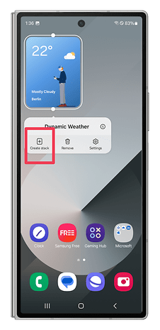 One UI screenshots showing how to stack widgets on the home screen.