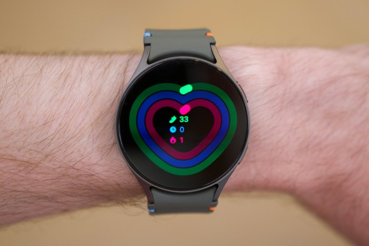 The activity tracking widget on the Samsung Galaxy Watch 7.