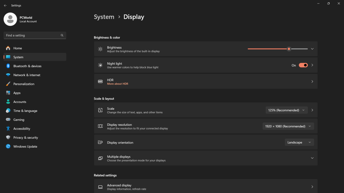 Windows 11 Display settings showing Night Light