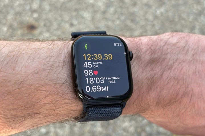 Workout mode in action on the Apple Watch Series 10