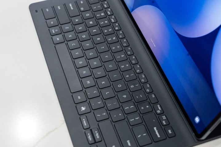 Side angle of the The 14.6-inch display on the Galaxy Tab S10 Ultra Book Cover Keyboard Slim