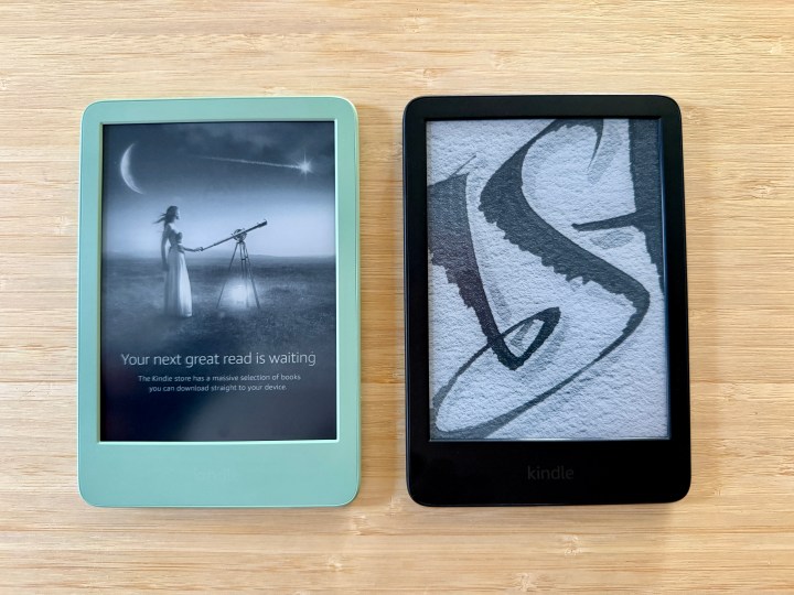 Matcha Kindle (2024) (left) and a black Kindle (2022).