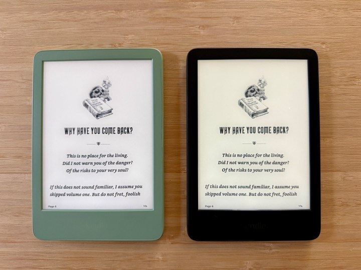 Matcha Kindle (2024) (left) and a black Kindle (2022).