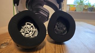 Turtle Beach Stealth 700 (Gen 3) headset review photographs