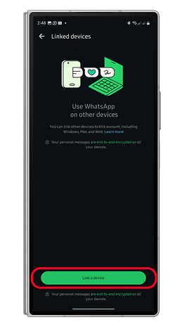 WhatsApp interface showing linked devices section with a 'Link a device' button.