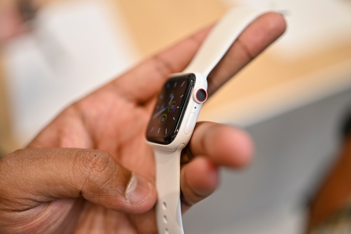 Apple-Watch-Series-5